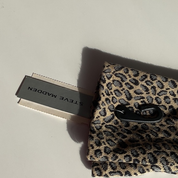 Steve Madden Long Animal Print Gloves. NWT - Picture 4 of 9